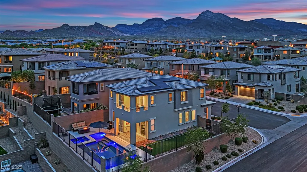 12341 Ferry Glide, Las Vegas, NV 89138