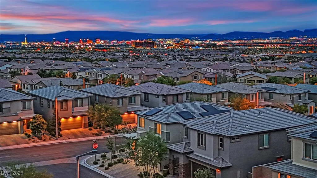 12341 Ferry Glide, Las Vegas, NV 89138