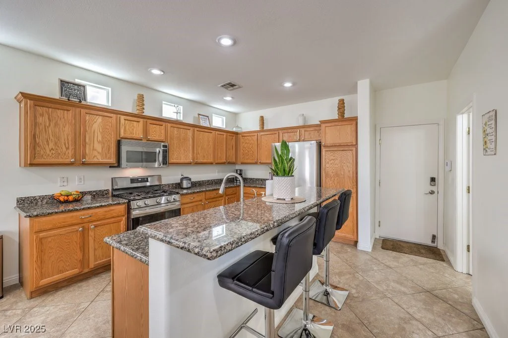 10294 Running Falls, Las Vegas, NV 89178