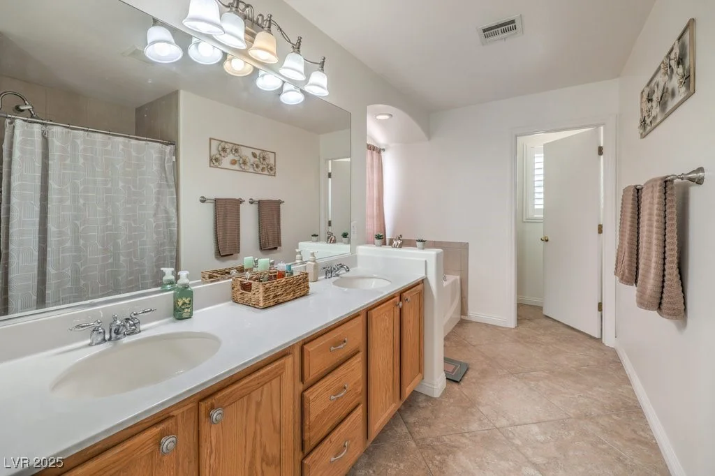 10294 Running Falls, Las Vegas, NV 89178