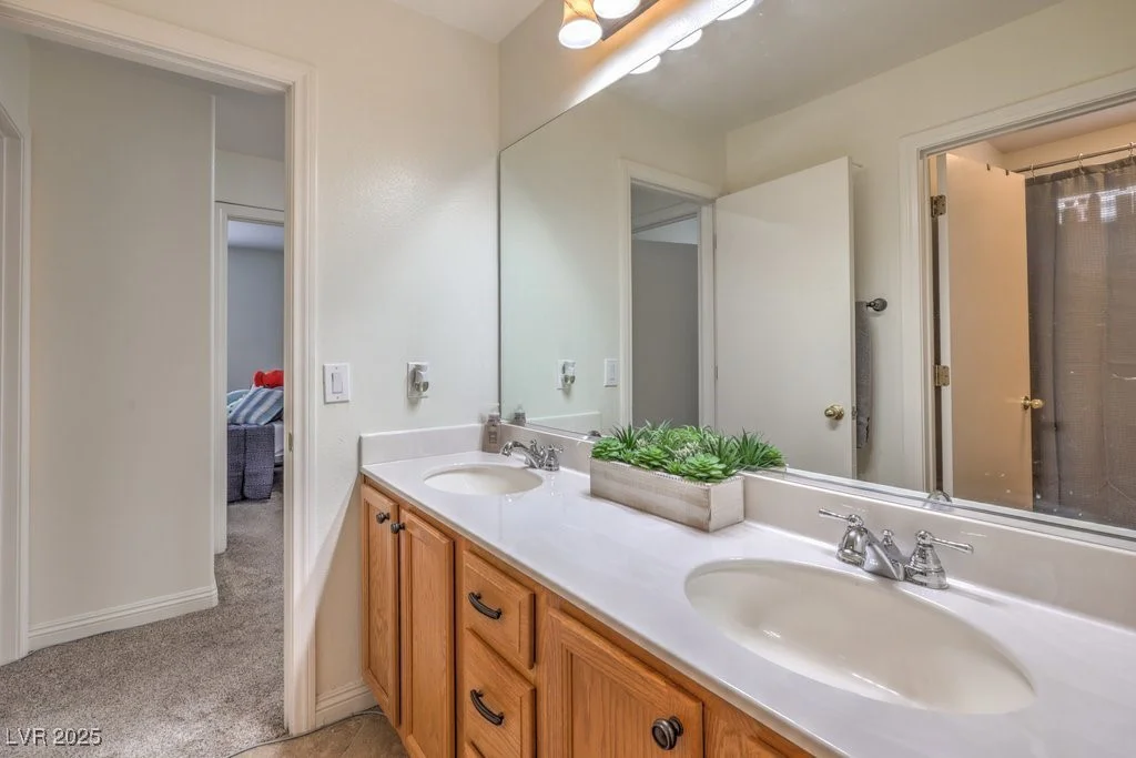 10294 Running Falls, Las Vegas, NV 89178