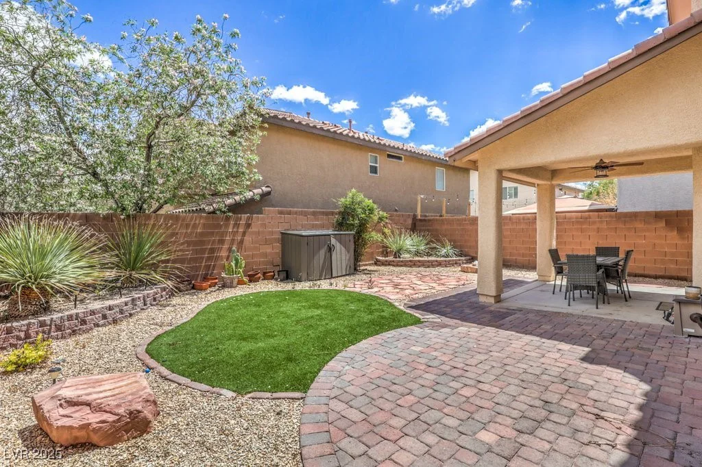 10294 Running Falls, Las Vegas, NV 89178