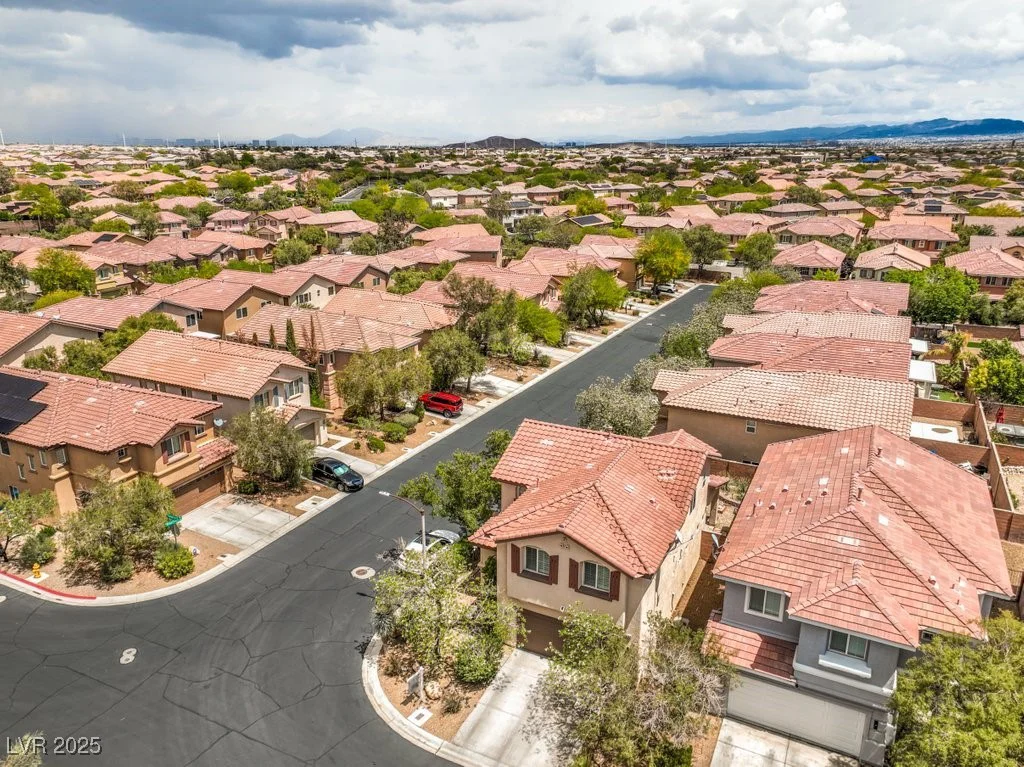 10294 Running Falls, Las Vegas, NV 89178
