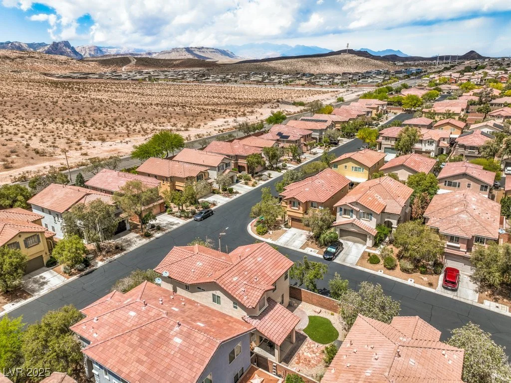 10294 Running Falls, Las Vegas, NV 89178