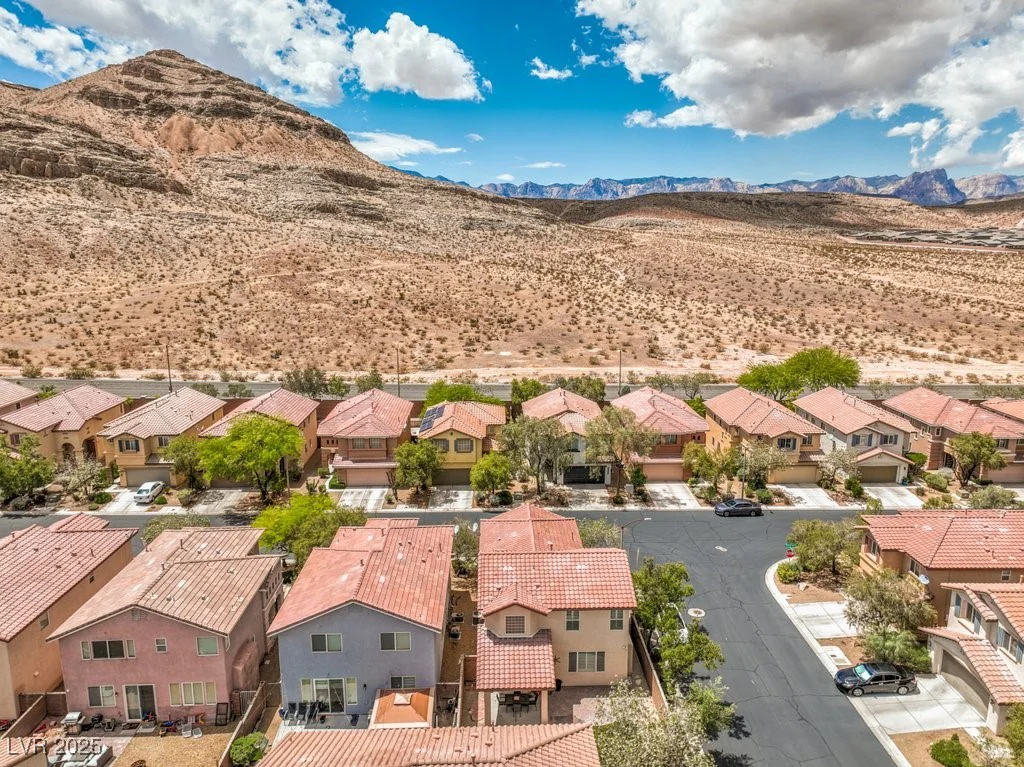 10294 Running Falls, Las Vegas, NV 89178