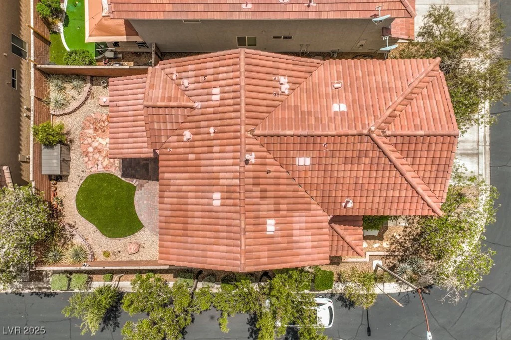 10294 Running Falls, Las Vegas, NV 89178