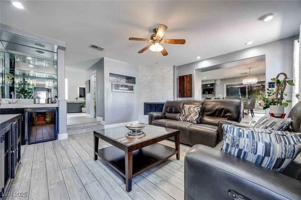 217 Windsong, Henderson, NV 89074
