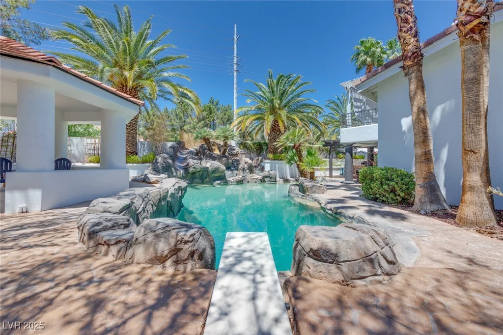 217 Windsong, Henderson, NV 89074
