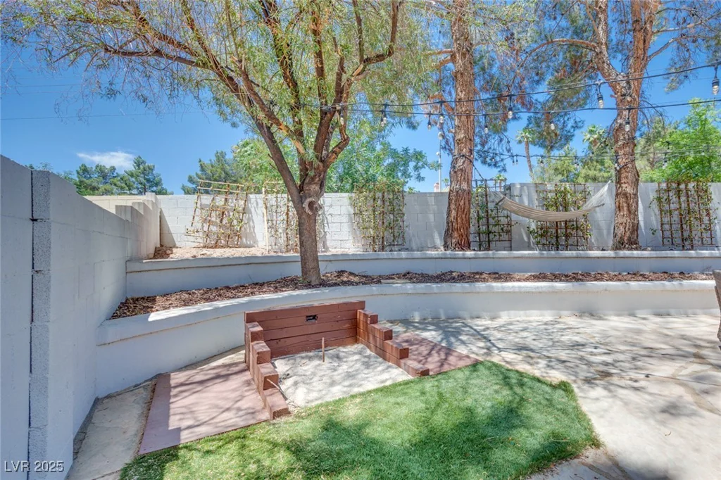 217 Windsong, Henderson, NV 89074