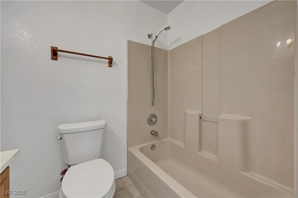 2398 Lamont, Las Vegas, NV 89104