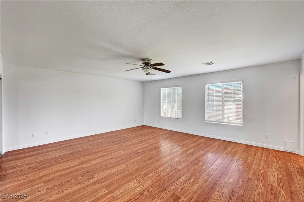 2398 Lamont, Las Vegas, NV 89104