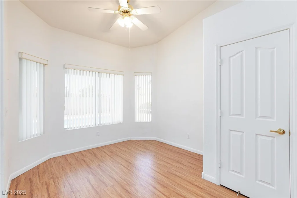 9091 Viking, Las Vegas, NV 89147