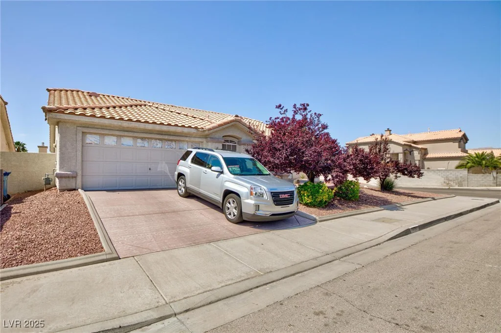 9091 Viking, Las Vegas, NV 89147