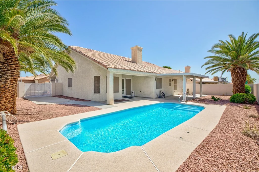 9091 Viking, Las Vegas, NV 89147
