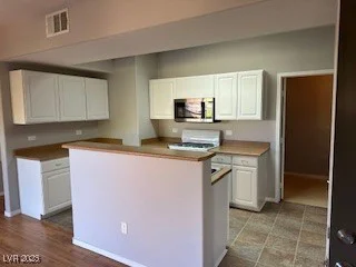 8250 Grand Canyon, Las Vegas, NV 89166
