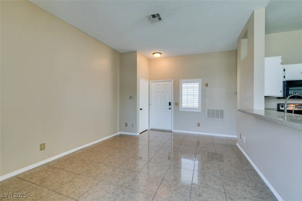 3150 Soft Breezes, Las Vegas, NV 89128