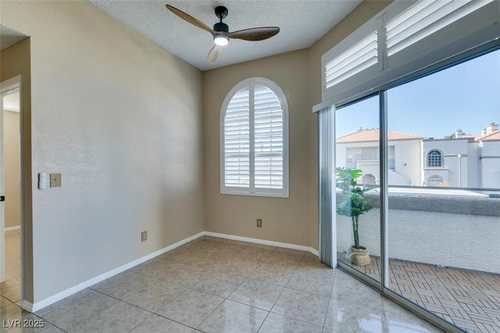 3150 Soft Breezes, Las Vegas, NV 89128