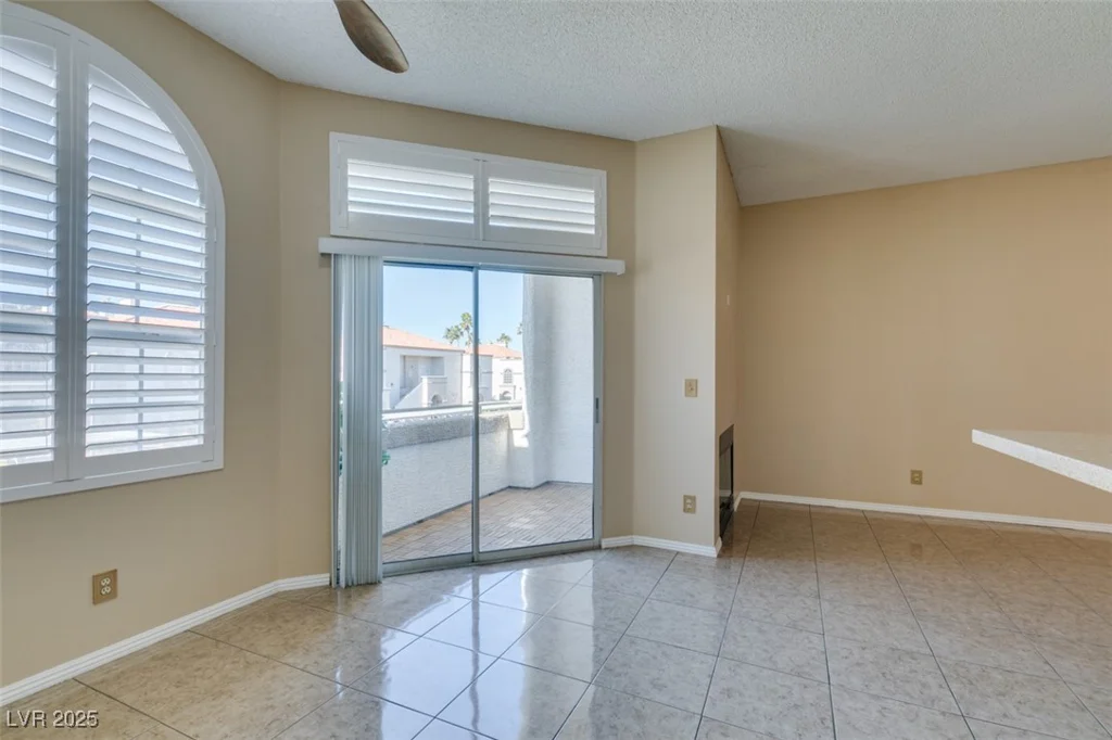 3150 Soft Breezes, Las Vegas, NV 89128