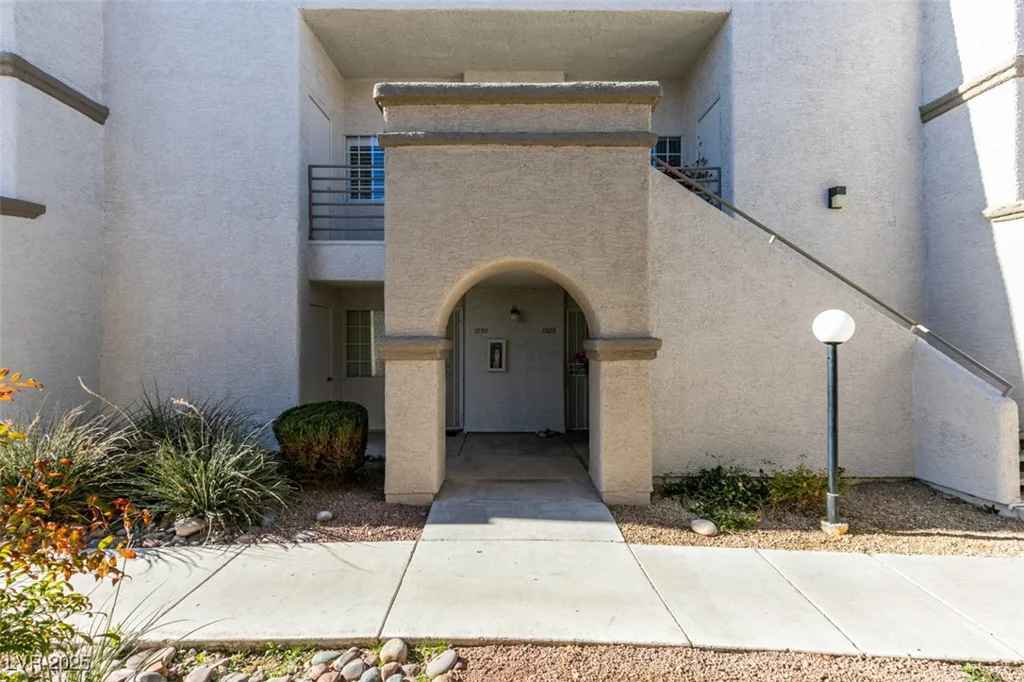 3150 Soft Breezes, Las Vegas, NV 89128
