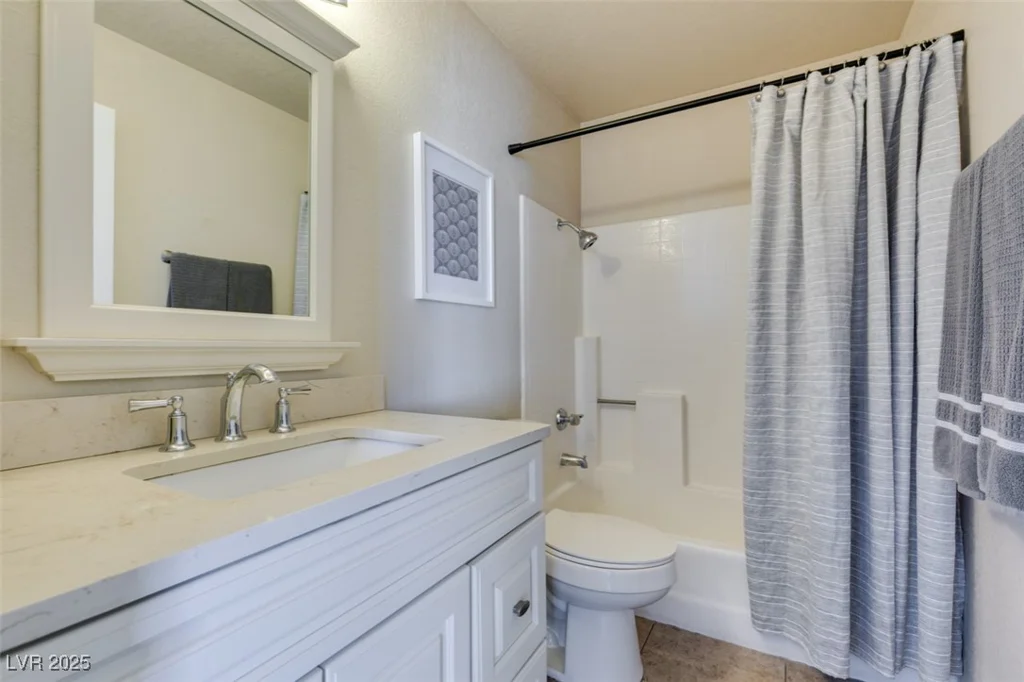 3150 Soft Breezes, Las Vegas, NV 89128