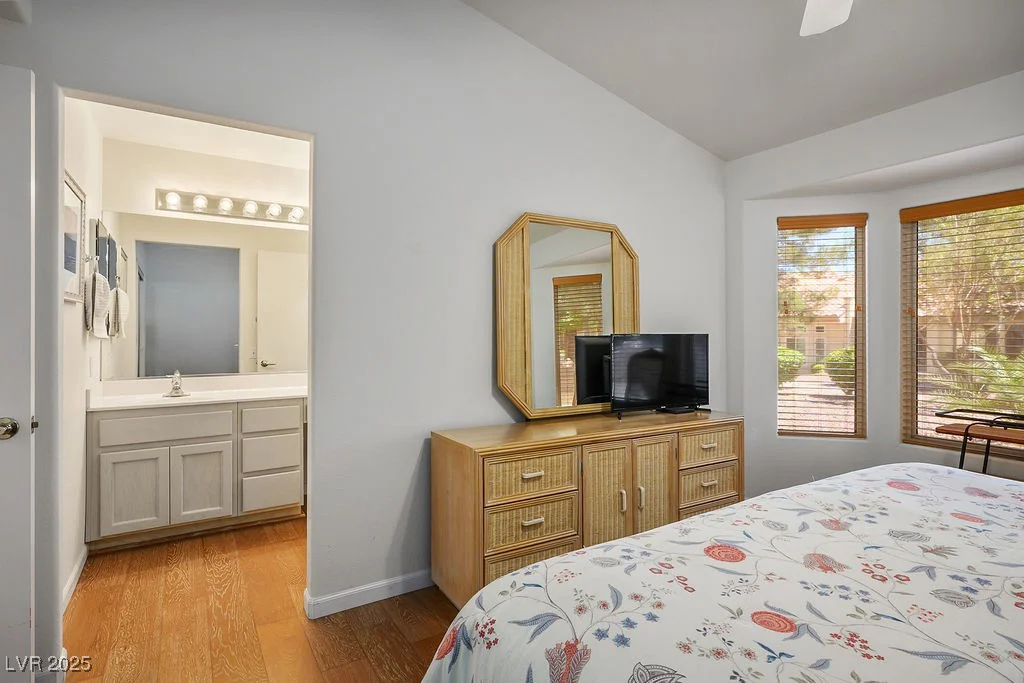 3128 Faiss, Las Vegas, NV 89134
