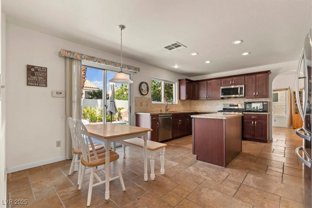2024 Spruce Brook, Henderson, NV 89074