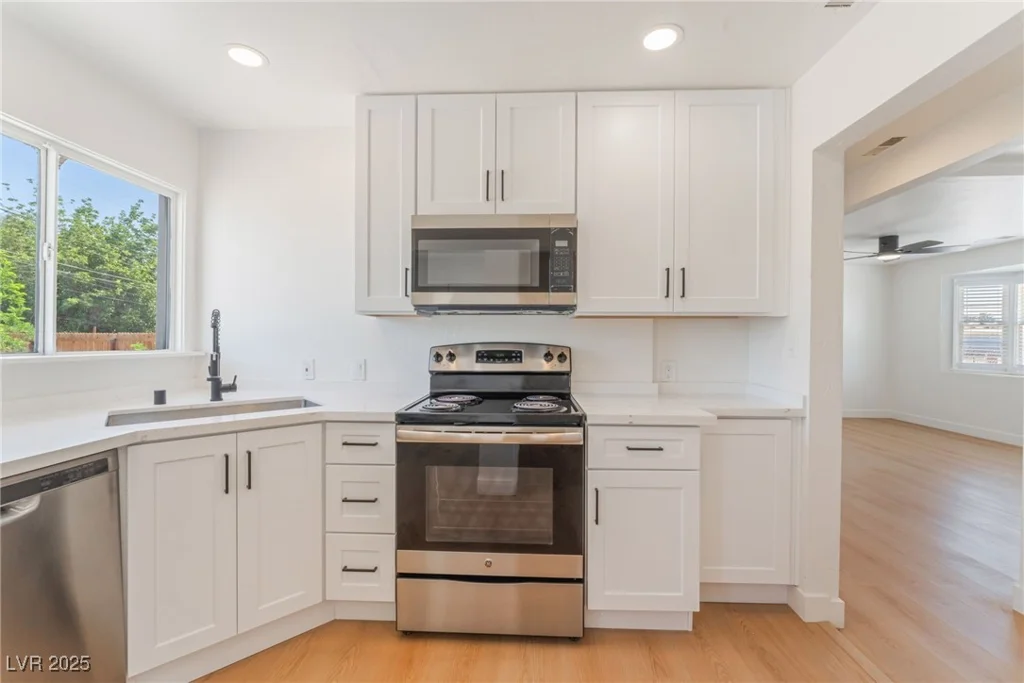 1401 Clark, Las Vegas, NV 89101