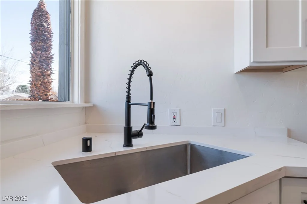 1401 Clark, Las Vegas, NV 89101