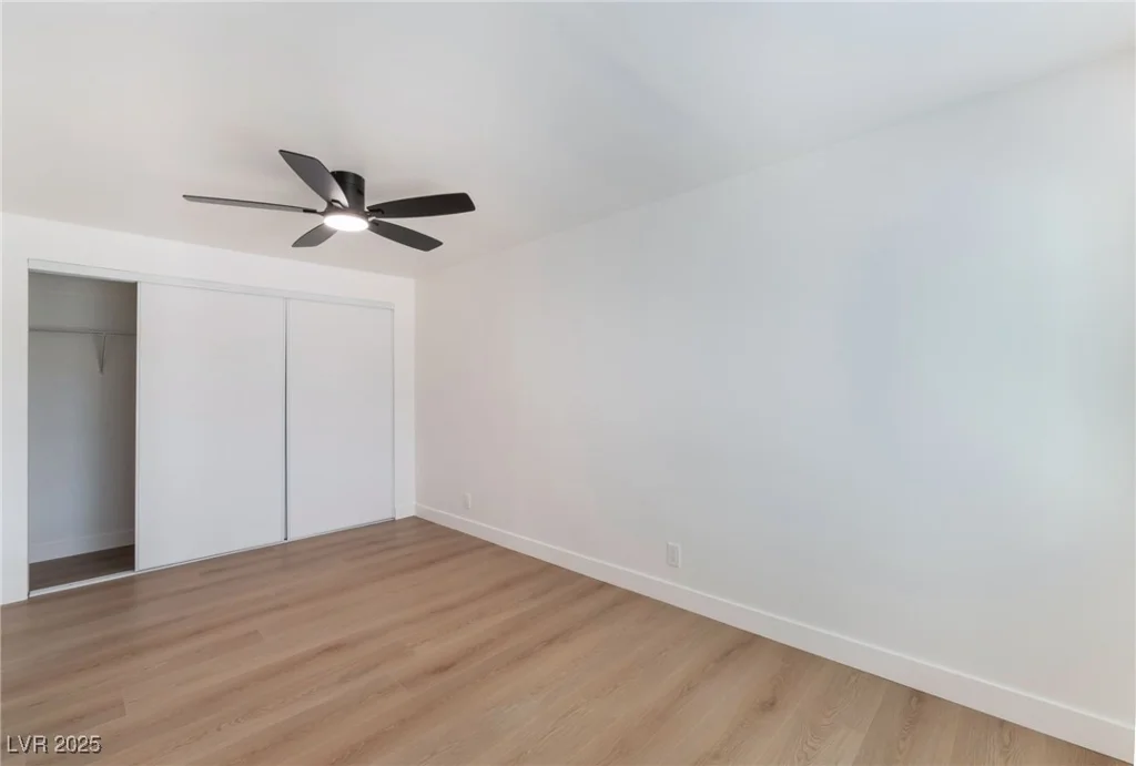 1401 Clark, Las Vegas, NV 89101