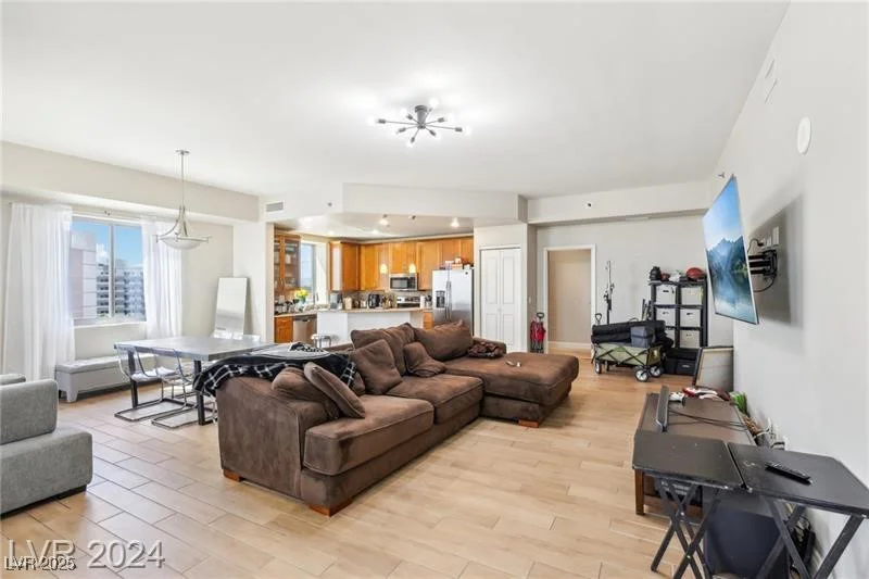 8255 Las Vegas, Las Vegas, NV 89123