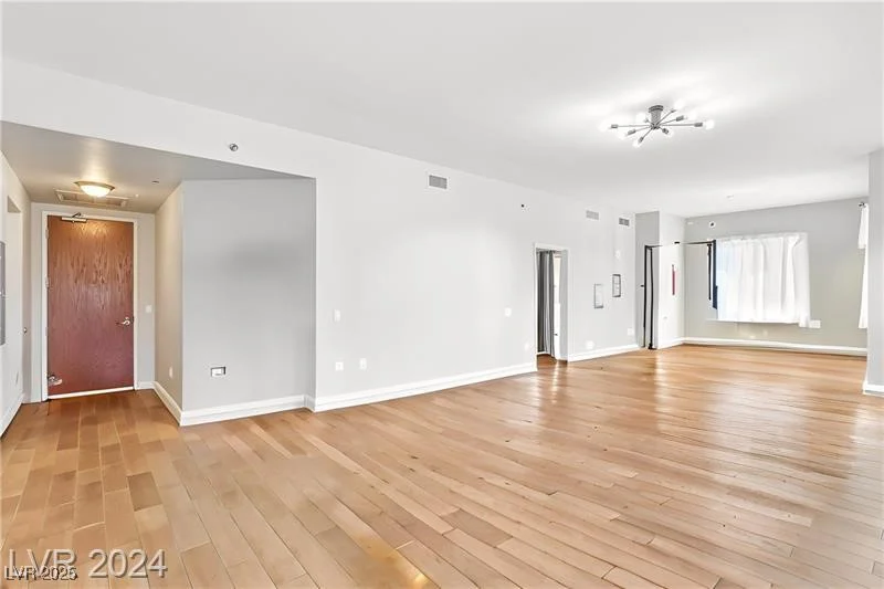 8255 Las Vegas, Las Vegas, NV 89123