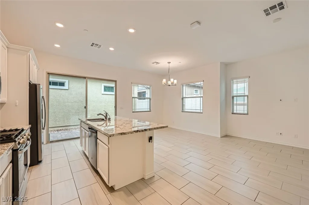 790 Sunny Sagebrush, Henderson, NV 89011