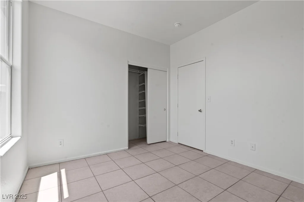 2633 Chin Cactus, Las Vegas, NV 89106