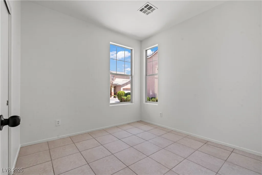 2633 Chin Cactus, Las Vegas, NV 89106