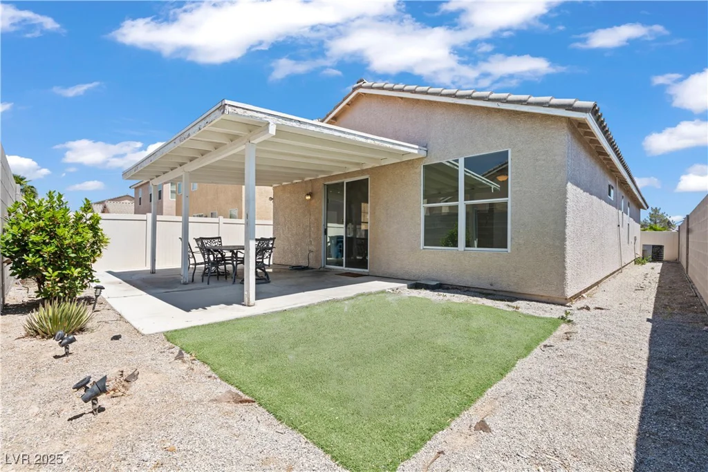 2633 Chin Cactus, Las Vegas, NV 89106