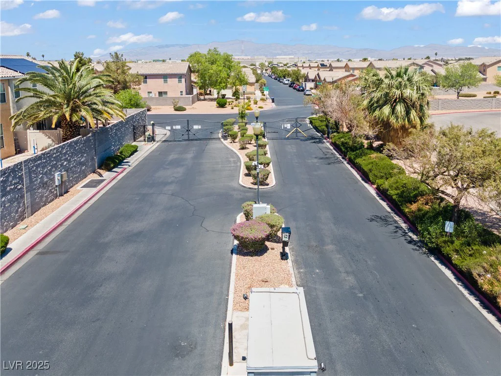 2633 Chin Cactus, Las Vegas, NV 89106