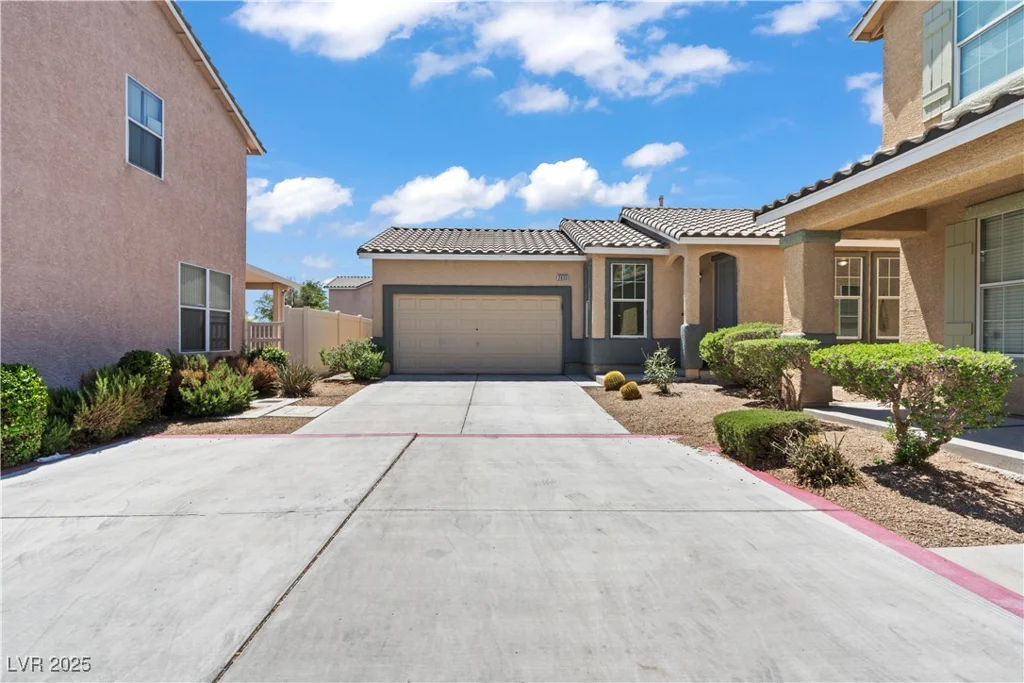 2633 Chin Cactus, Las Vegas, NV 89106