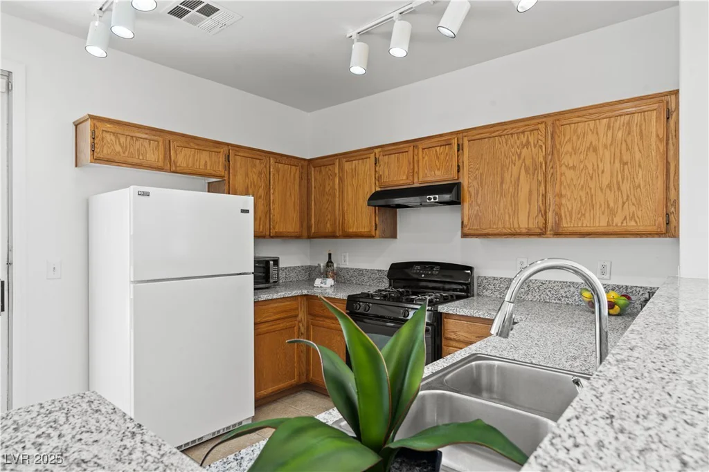 2633 Chin Cactus, Las Vegas, NV 89106