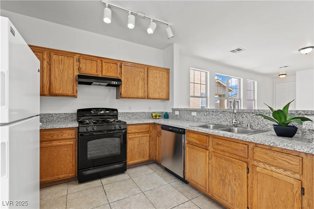 2633 Chin Cactus, Las Vegas, NV 89106