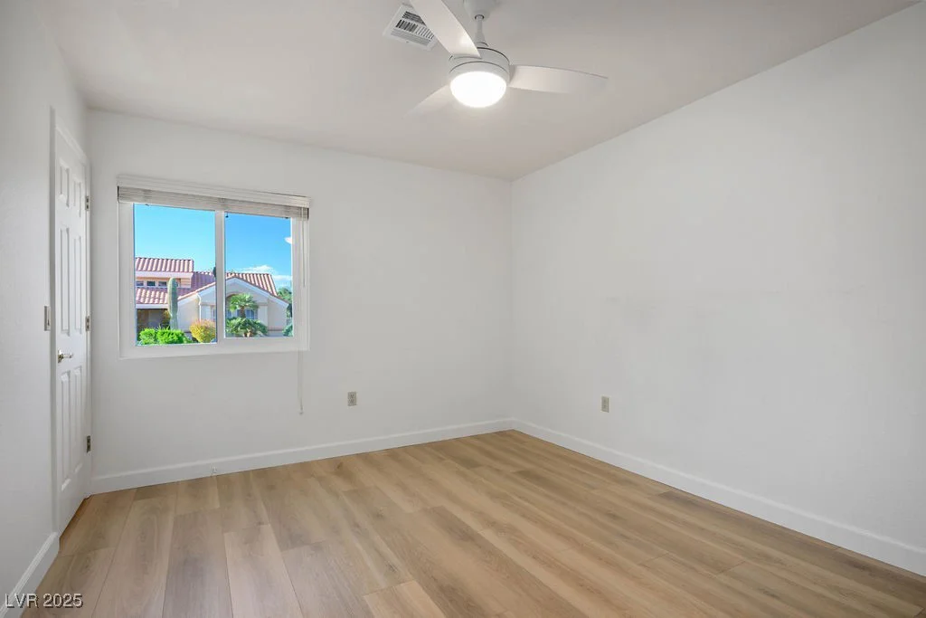 8901 Kingsmill, Las Vegas, NV 89134