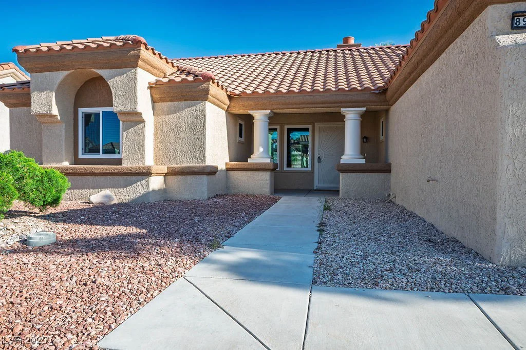 8901 Kingsmill, Las Vegas, NV 89134