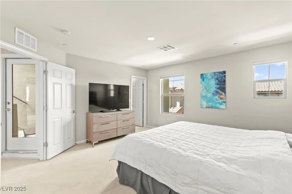 160 Lomita Heights, Las Vegas, NV 89138