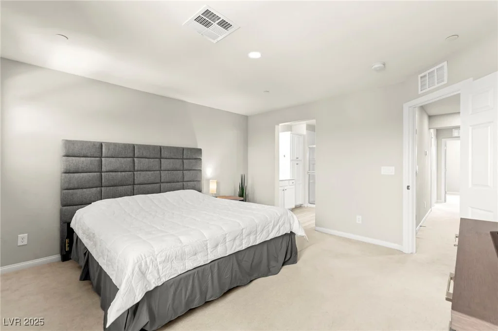 160 Lomita Heights, Las Vegas, NV 89138