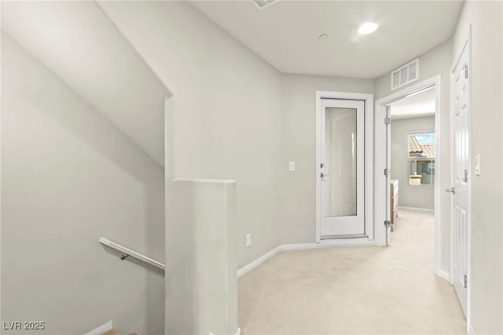 160 Lomita Heights, Las Vegas, NV 89138