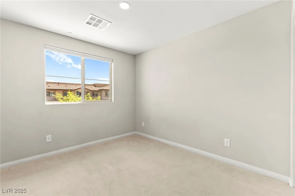 160 Lomita Heights, Las Vegas, NV 89138