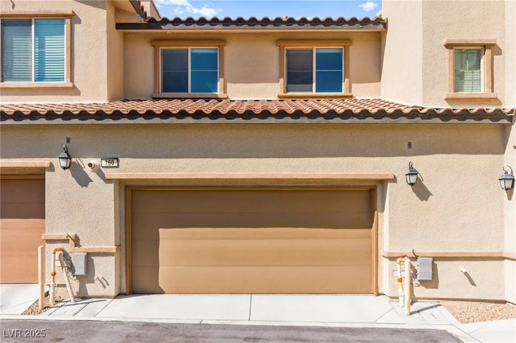 160 Lomita Heights, Las Vegas, NV 89138