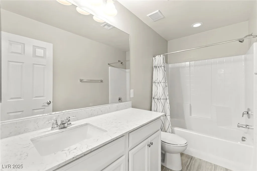 160 Lomita Heights, Las Vegas, NV 89138