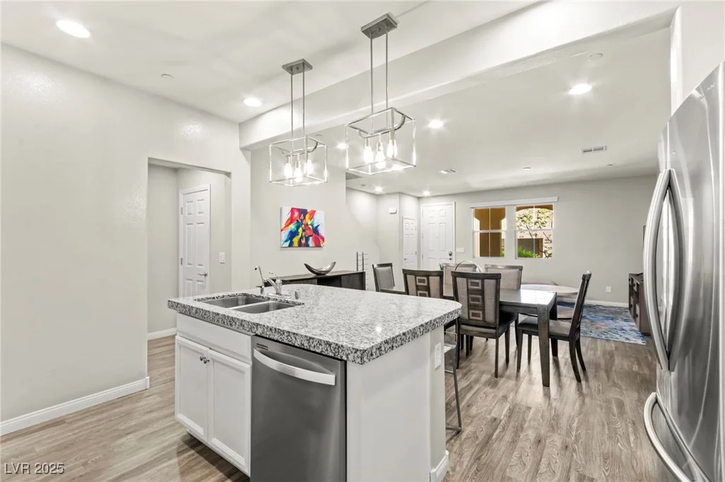 160 Lomita Heights, Las Vegas, NV 89138