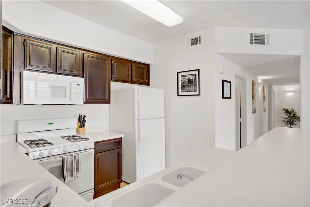 7119 Durango, Las Vegas, NV 89113