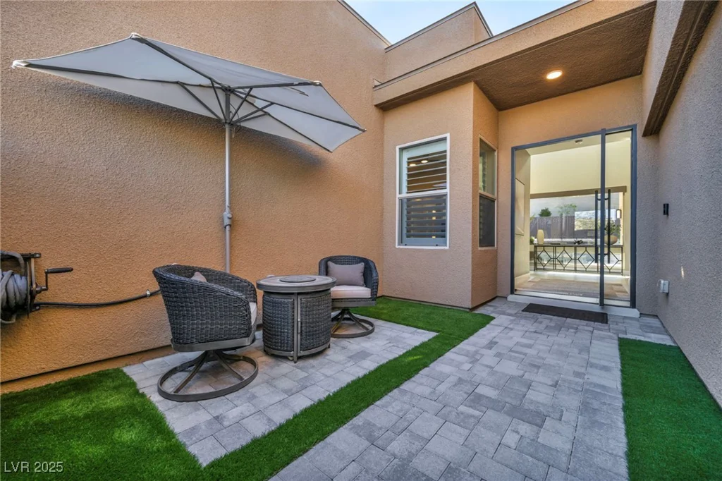 819 Bolide, Las Vegas, NV 89138